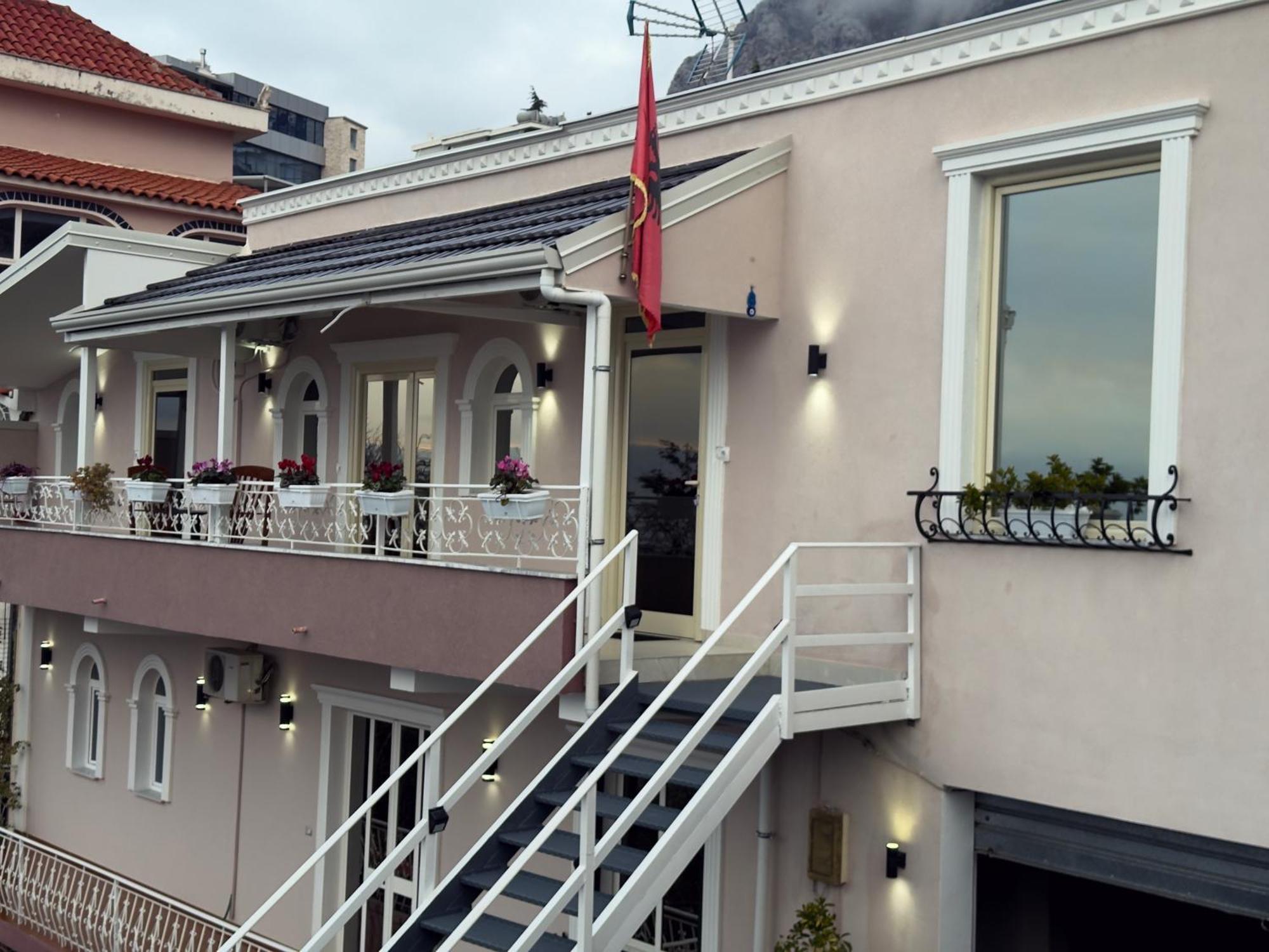Alesio Guest House Krujë Esterno foto